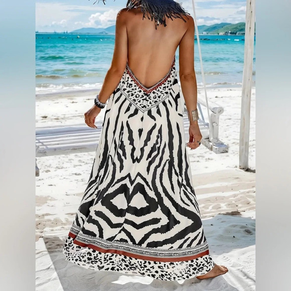 NEW-Zebra Print Maxi Dress - Picture 3 of 4